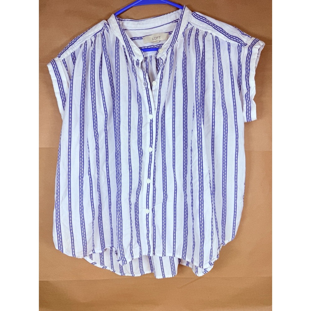 LOFT Womens M White Blue Striped Button Front Shirt Short Sleeve Blouse